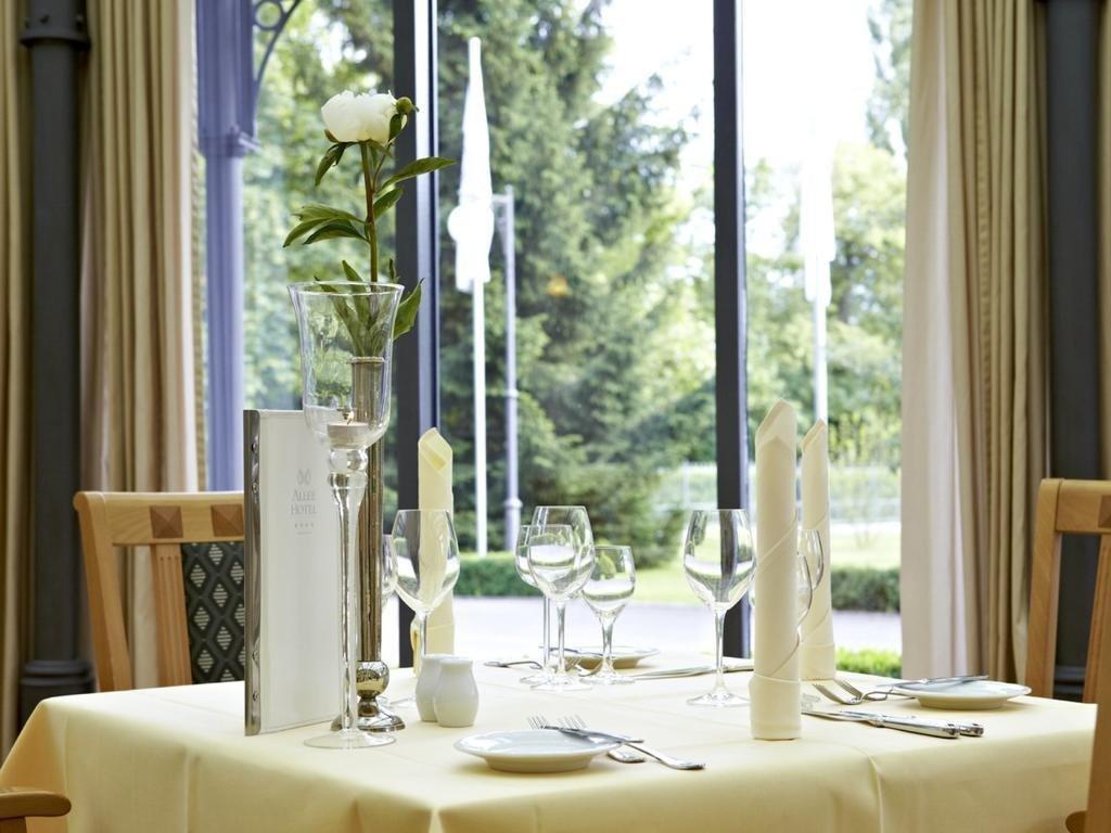 Allee Hotel Нойштадт-ан-дер-Айш Екстер'єр фото