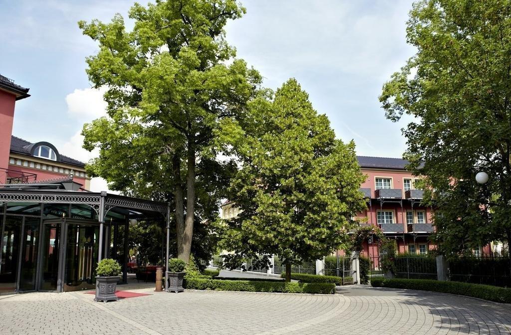 Allee Hotel Нойштадт-ан-дер-Айш Екстер'єр фото