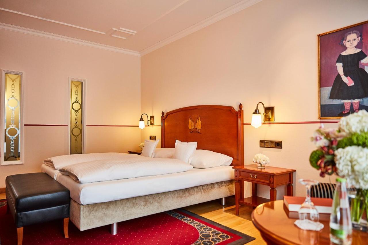 Allee Hotel Нойштадт-ан-дер-Айш Екстер'єр фото